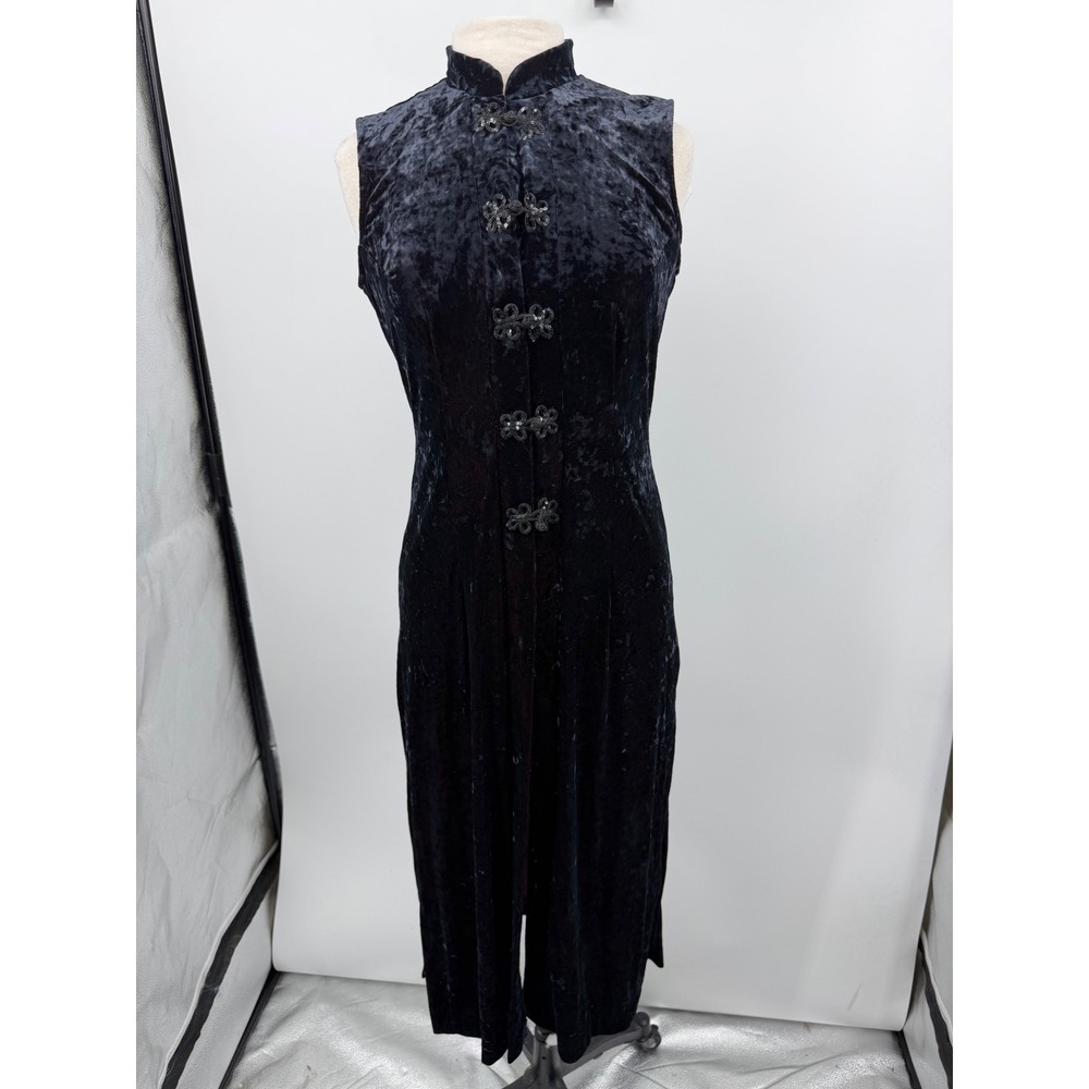 R&M Richards Karen Kwong vest Women 8 Black Crushed Velvet Frog Closure